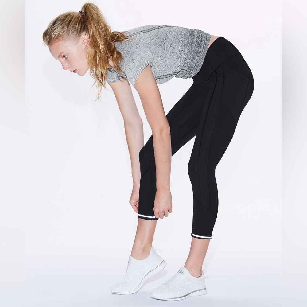 Lululemon All The Right Places Crop II Leggings *23" Size 8 in Black Activewear - Picture 6 of 13